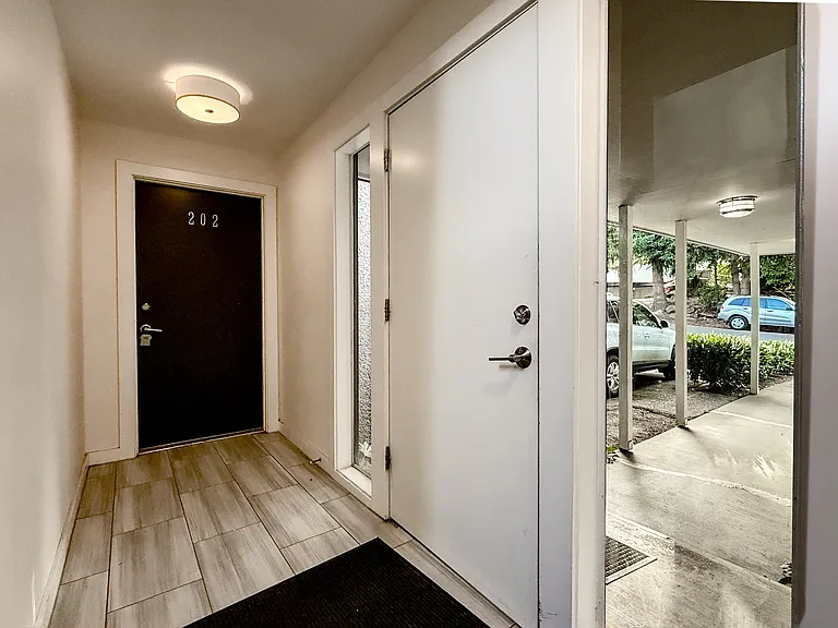 14332 Lenora Pl N #202 — Photo 16