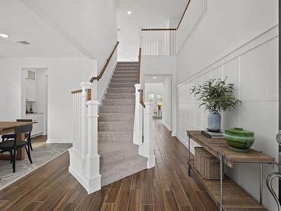 4th image of 6215 Amberwood Drive