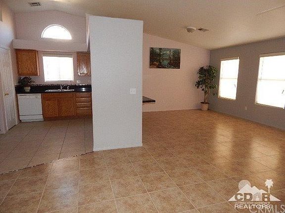 5th image of 31070 San Eljay Ave