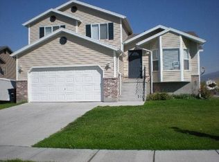 1462 W 2060 S, Woods Cross, UT 84087