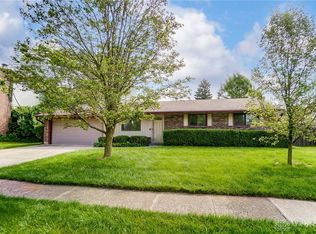 7422 Dial Dr, Dayton, OH 45424