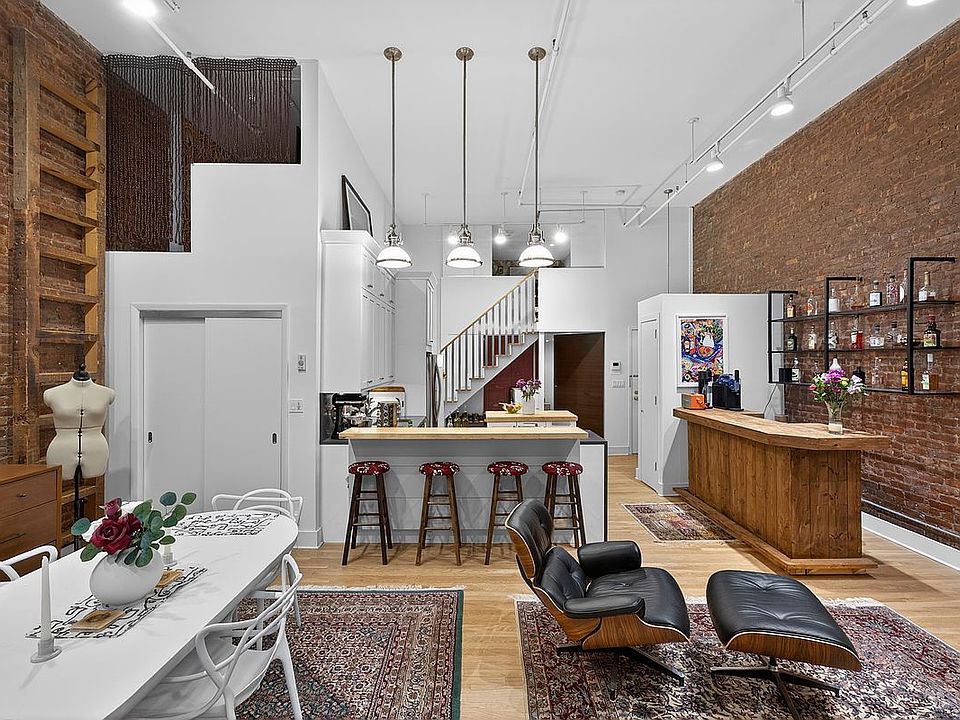 1st image of 74 Reade St APT 2ER