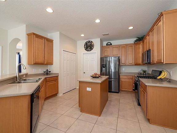 3rd image of 2317 Brinley Dr