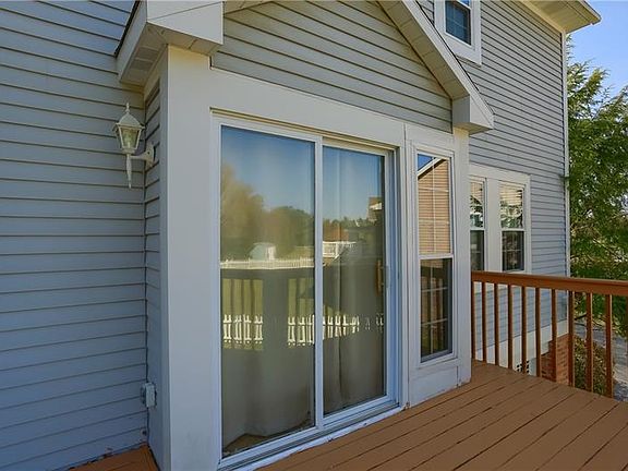 3rd image of 213 Joyce Dr