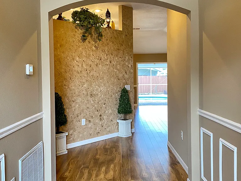 22815 Richardson Ln — Photo 2