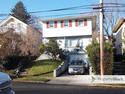 13-24 137th Street, College Pt, NY, 11356