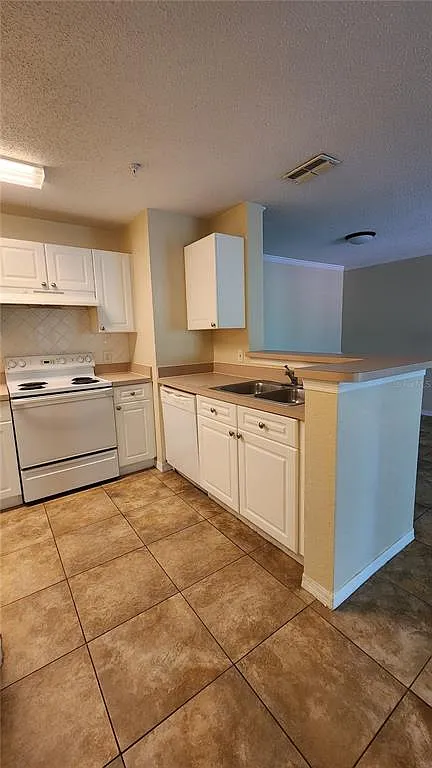 2 bed, 2.0 bath, 1083 sqft, $1,450 — Photo 4