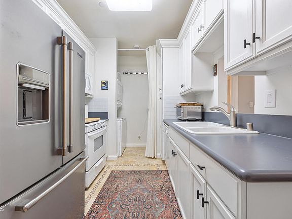 5th image of 87 S Allen Ave APT 205