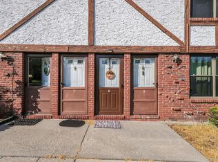 6 Bailey #6, Middle Island, NY 11953