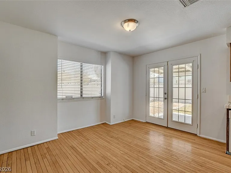 804 Glen Abbey Cir — Photo 27