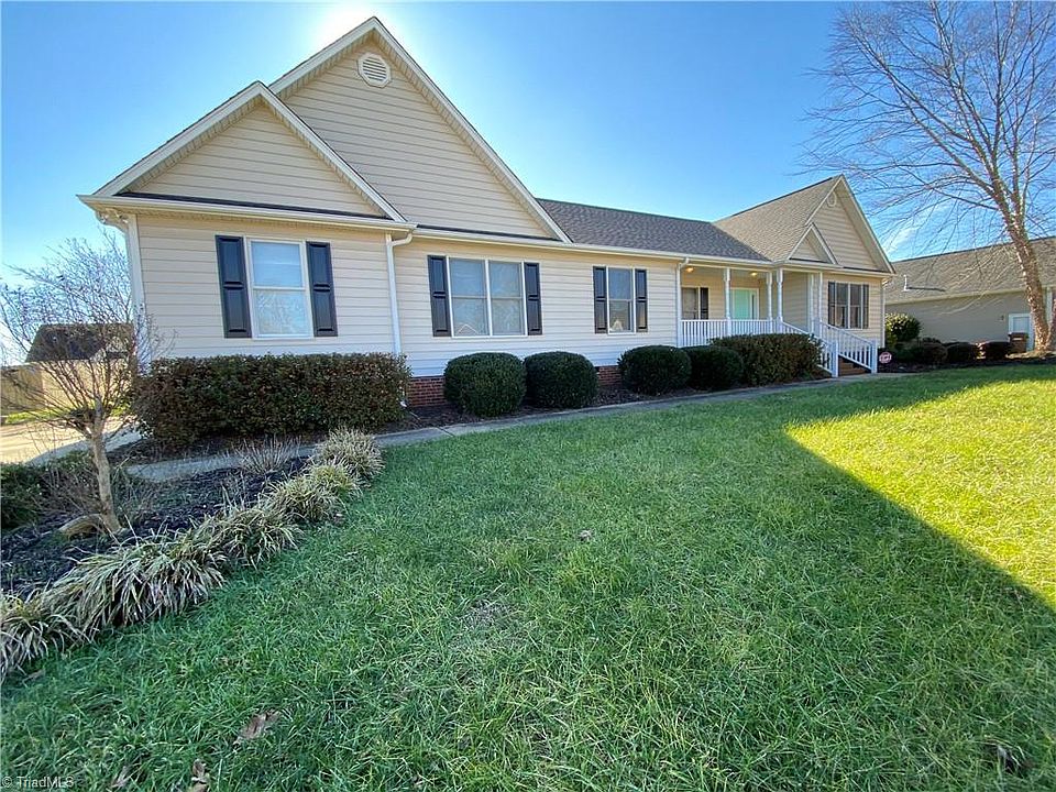 1st image of 3908 Long Meadow Dr