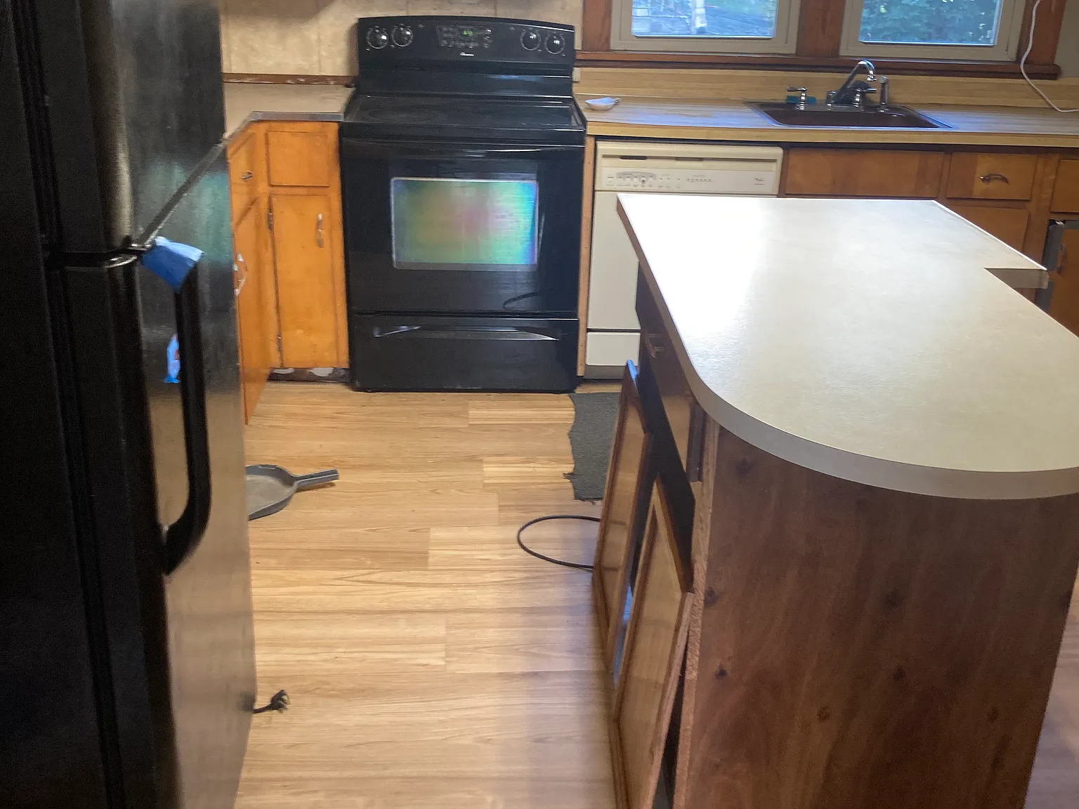 1025 Crown Ave — Photo 2