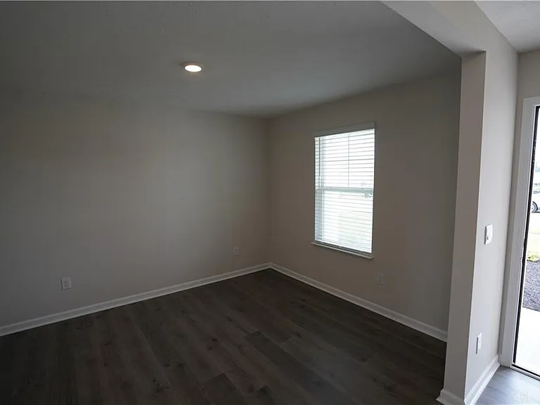 1512 Hawkshead St — Photo 2