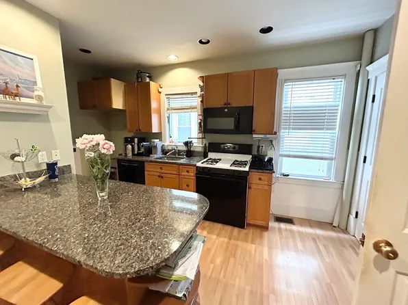 1626 Columbia Rd #1, Boston, MA 02127