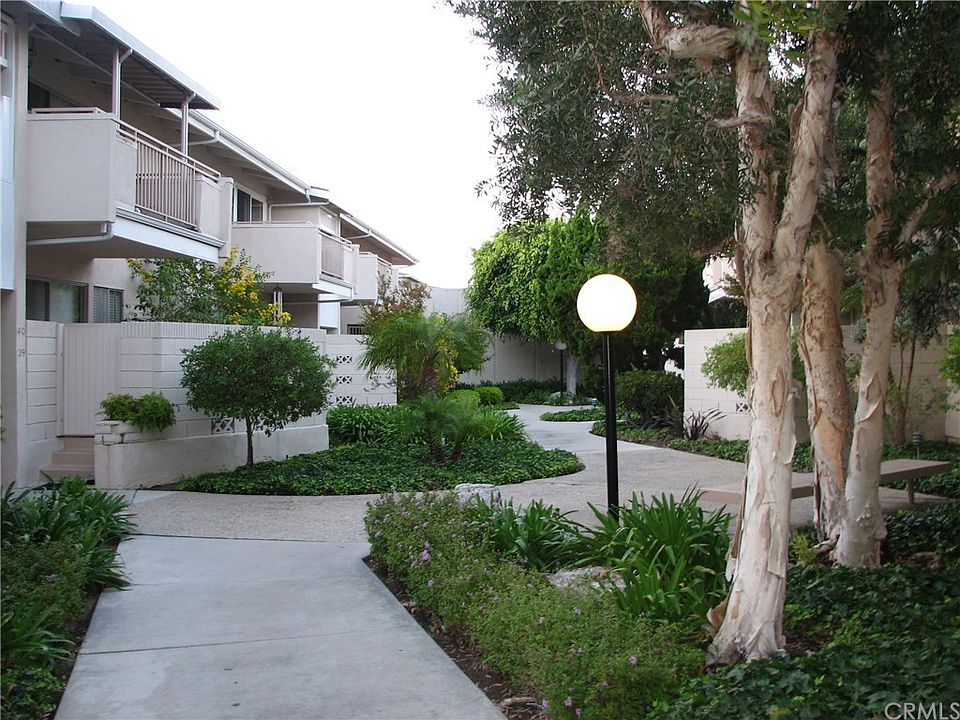 1st image of 3220 Merrill Dr APT 24