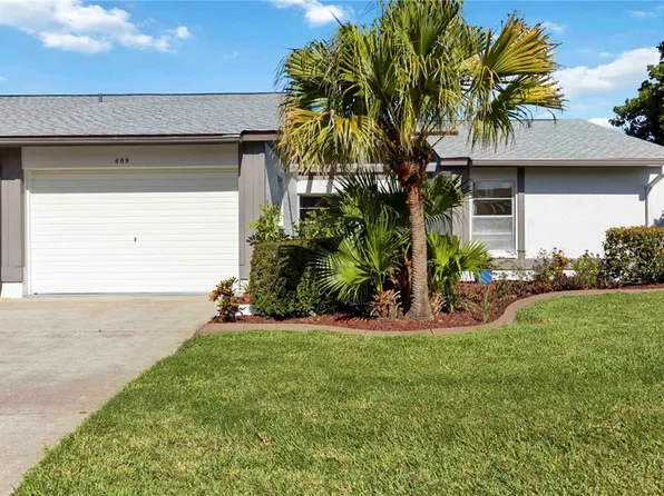 609 Deerwood Ave, Englewood, FL 34223