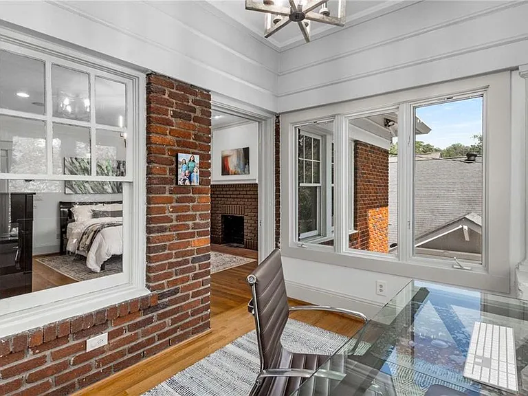 648 Cresthill Ave NE — Photo 29