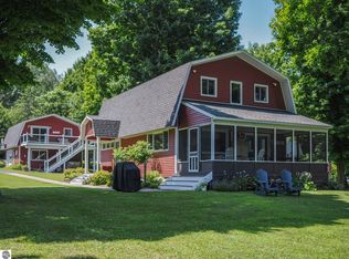 7834 Darmon Pl, Central Lake, MI 49622