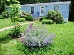 28 Soapstone Ln, Rochester, NH 03867