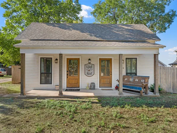 605 W Ronda St, West, TX 76691
