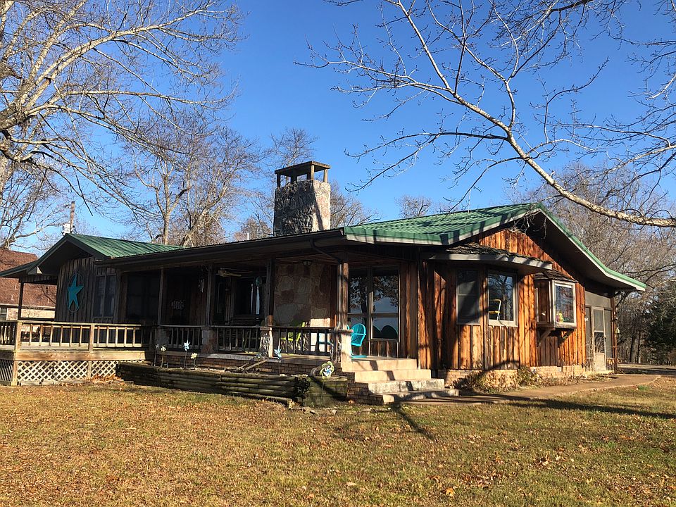 1st image of 32 Spicewood Ln