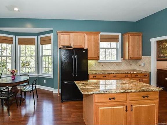 4th image of 7110 Rea Croft Dr