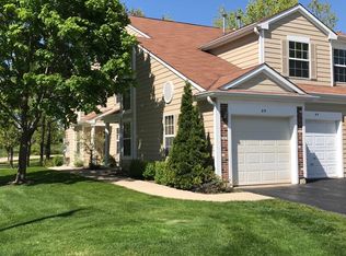 4 Tyler Ct UNIT B, Streamwood, IL 60107