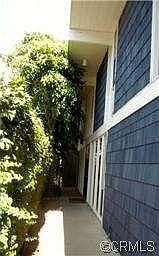 3rd image of 609 Larkspur Ave