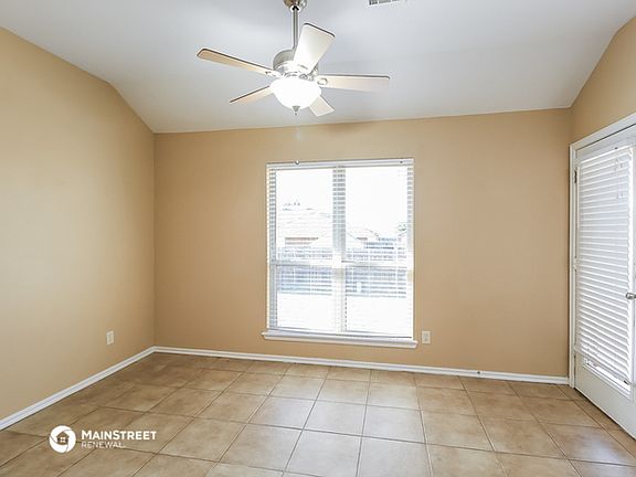 5th image of 8509 SW 39th St