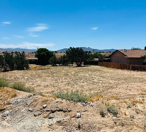 4th image of 0 Cholla Ave #376