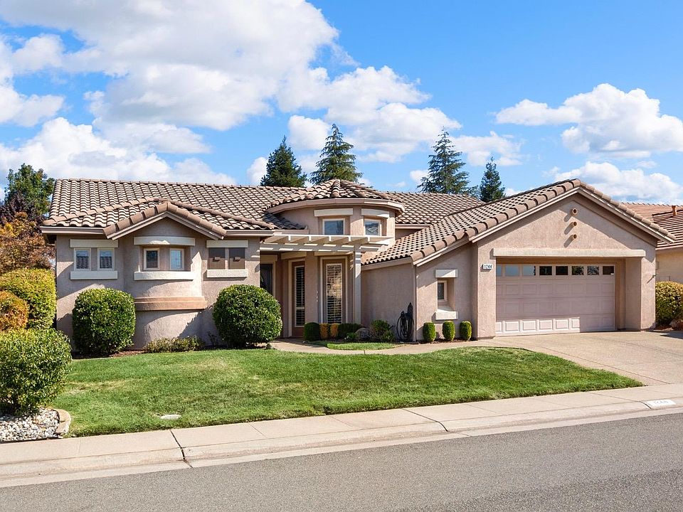 1st image of 1244 Magnolia Ln
