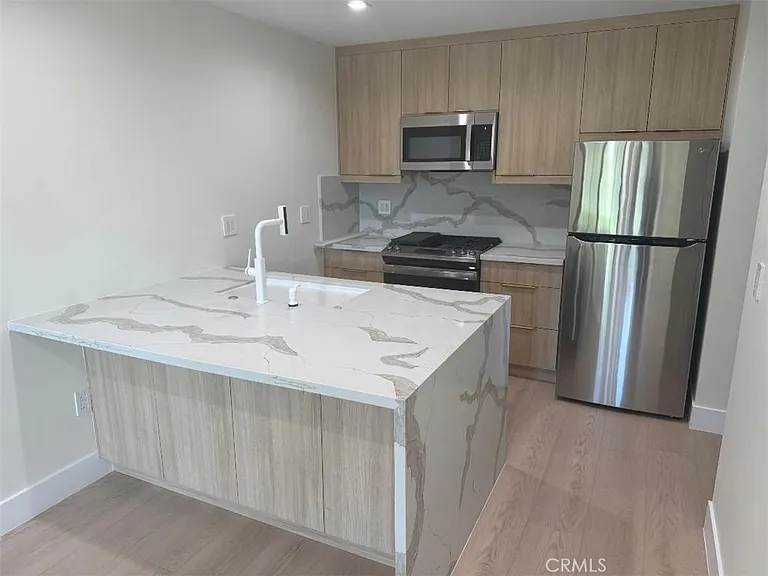 2846 Fairmount — Photo 9