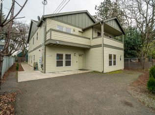 2228 SE 90th Ave #A & B, Portland, OR 97216