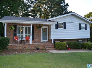 114 Red Oak Cir, Gardendale, AL 35071