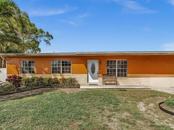 848 SE 3rd Street, Belle Glade, FL 33430