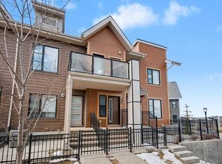 117 SW Livingston Cmn NE, Calgary, AB T3P1K1