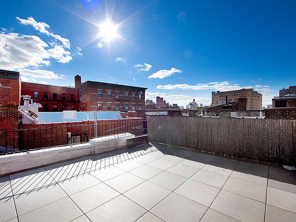 4th image of 601 Hudson St #2A
