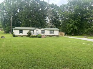 19 Lakeview Rd, Fayetteville, TN 37334