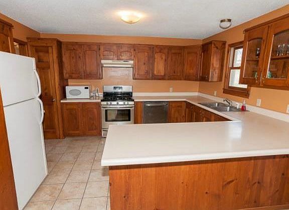 2nd image of 16348 Cantrell Rd