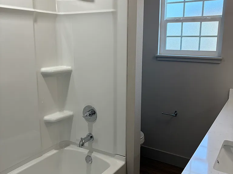401 Meander St — Photo 11