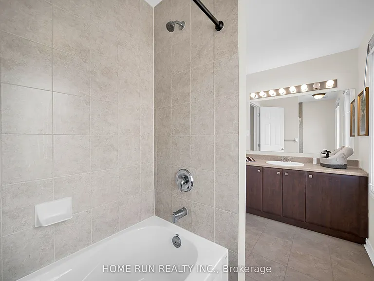 957 Messor Cres — Photo 27