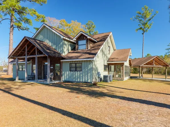 899 R Folsom Rd, Adel, GA 31620