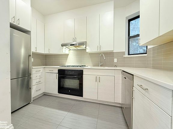 5th image of 347 E 58th St APT 3R