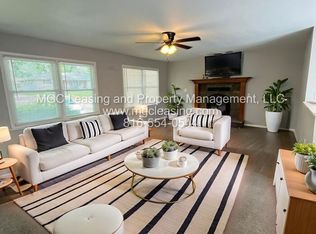 409 SW Madison St, Lees Summit, MO 64063