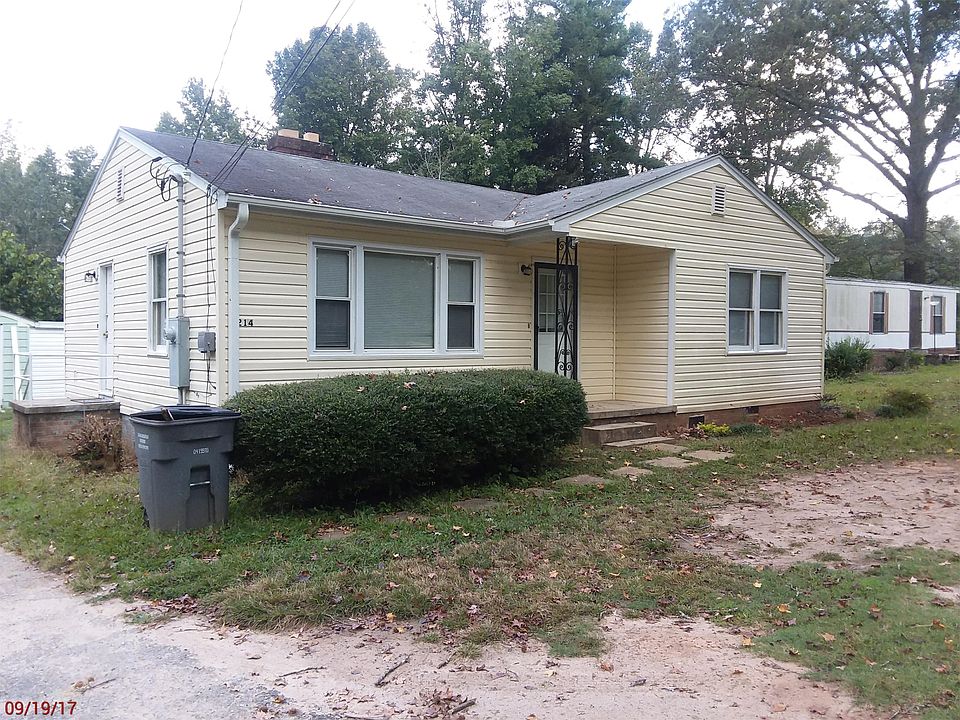 1st image of 214 Crestview Dr