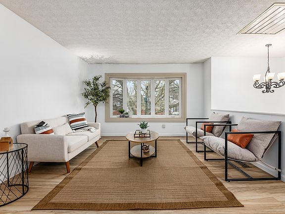 5th image of 4875 Leybourne Dr