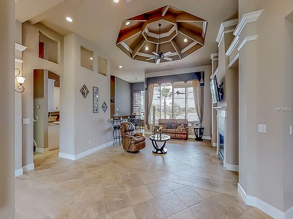 5th image of 6627 Merryvale Ln