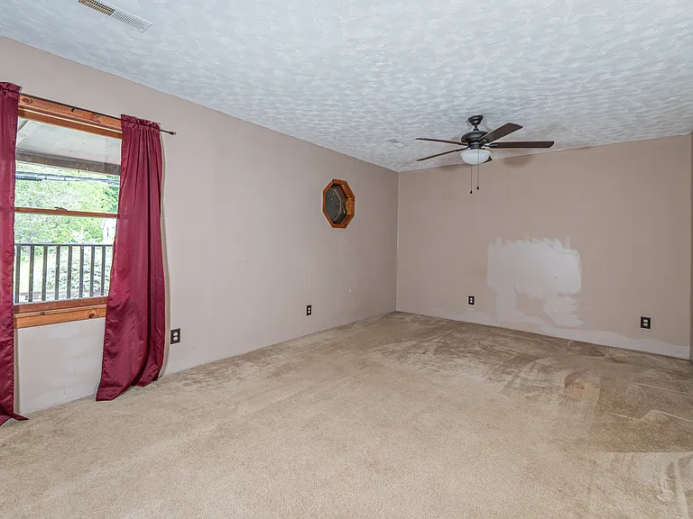 460 Lansing Edmond Rd — Photo 7