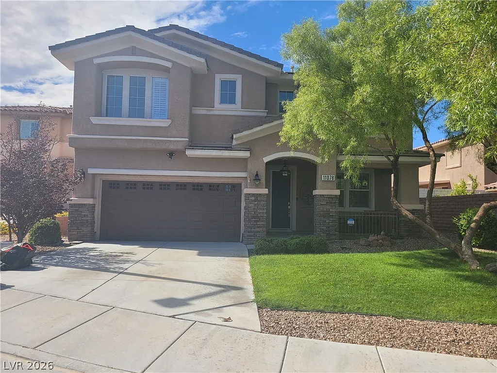 4 bed, 2.5 bath, 2672 sqft, $2,800 — Photo 4