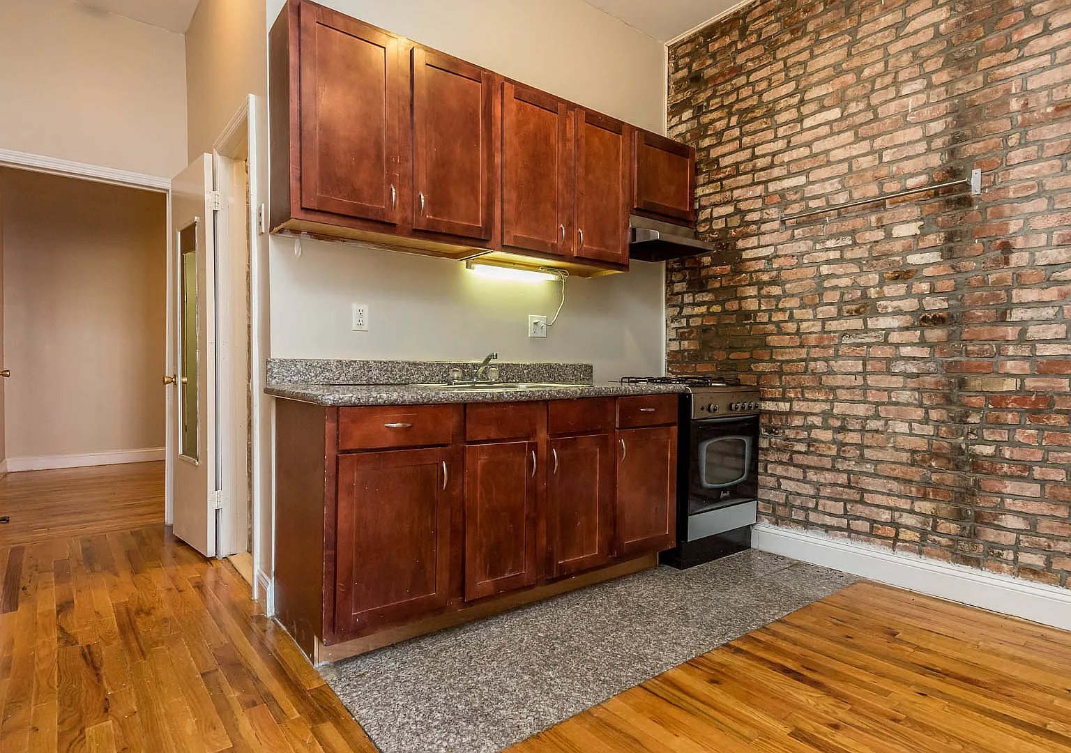 346 Gates Avenue — Photo 1